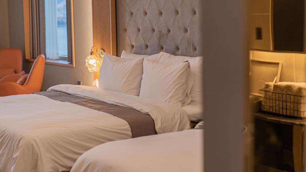 Yeongdo Grandbern Hotel Pusan Zewnętrze zdjęcie