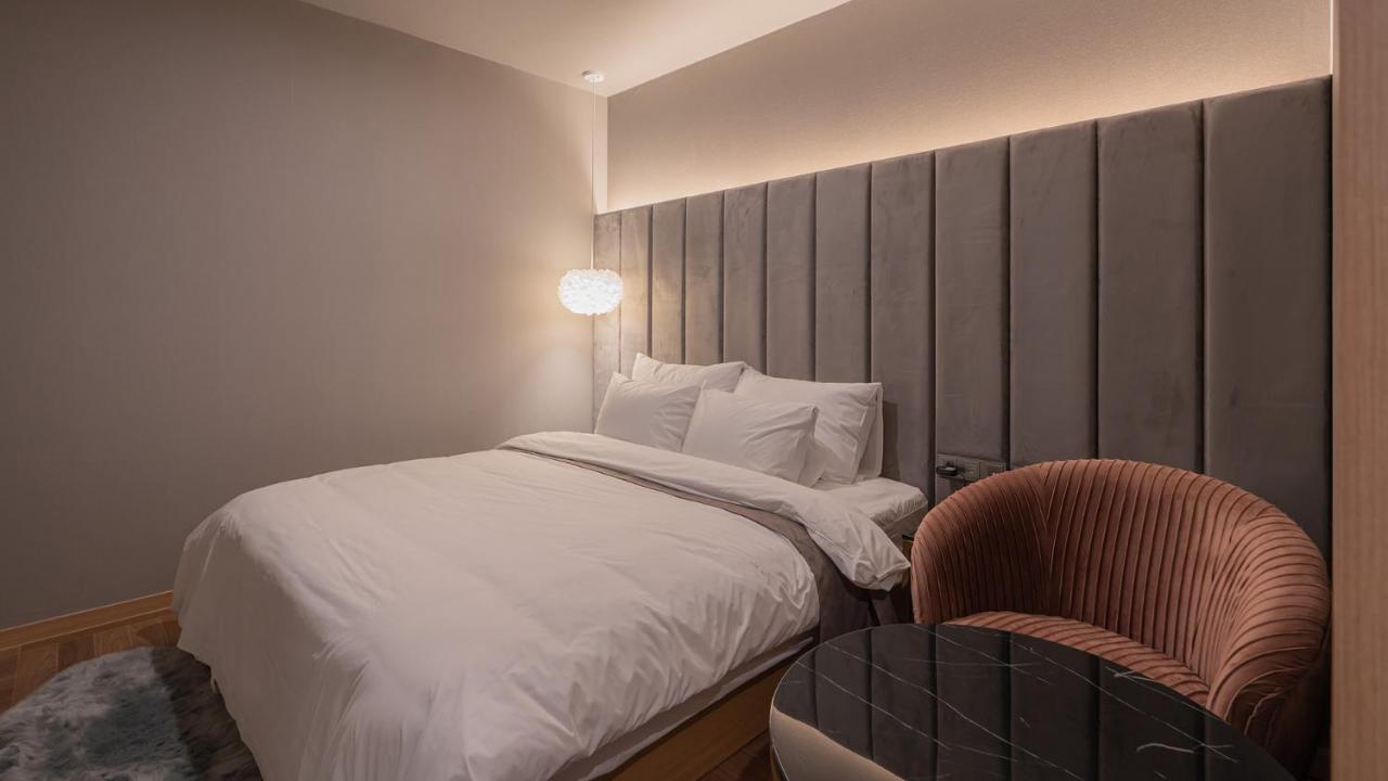 Yeongdo Grandbern Hotel Pusan Zewnętrze zdjęcie