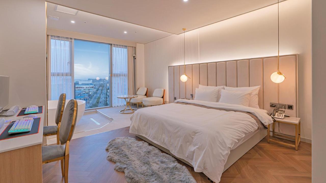 Yeongdo Grandbern Hotel Pusan Zewnętrze zdjęcie